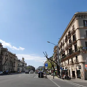 Orleans 2*, Barcelona Spanyolország