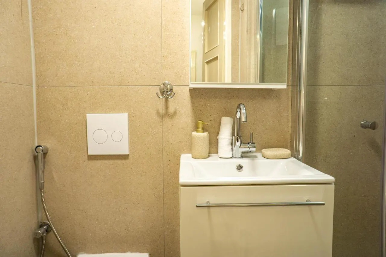 Bond & Sue Apartman Budapest