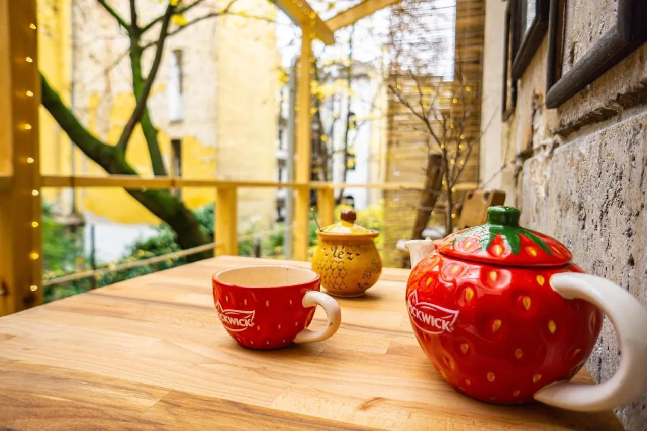Bond & Sue Apartman Budapest