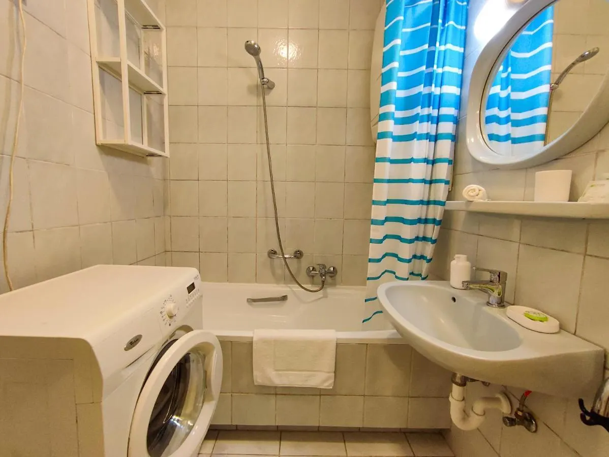 Bond & Sue Apartman Budapest
